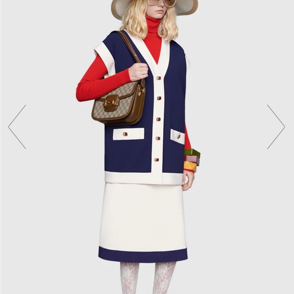 Preloved Gucci bag, includes dust bag etc. no box; Price is firm. - Picture 3 of 6